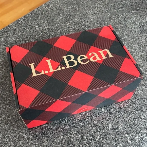 LL.Bean Wicked Good Genuine Shearling Moccasin Slipper - Picture 8 of 10